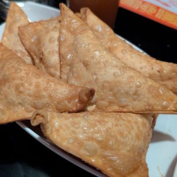 Kowloon - Plump and tasty Crab Rangoon (8)- crisp and full of crab - Asian Fusion Near Me - Saugus, Massachusetts
