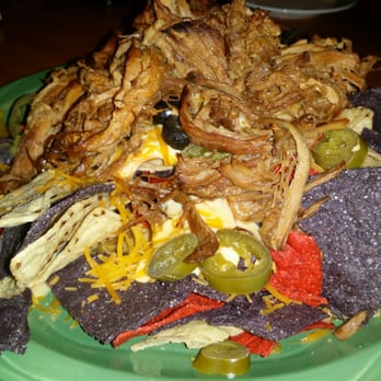 The Bears' Den - Nachos with pulled pork - Sports Bars Near Me - Hershey, Pennsylvania