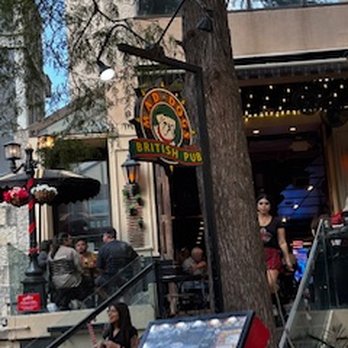 Mad Dogs British Pub - Pubs Near Me - San Antonio, Texas