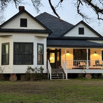 Adeline's Bed and Breakfast - Bed & Breakfast Near Me - Coushatta, Louisiana