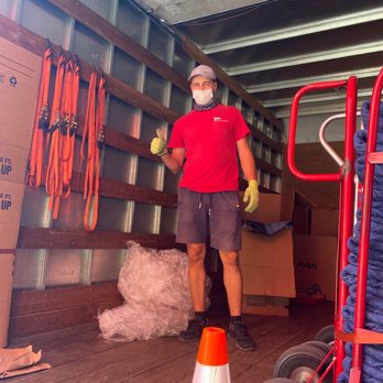Flash Moving - Igor - Movers Near Me - Pasadena, California