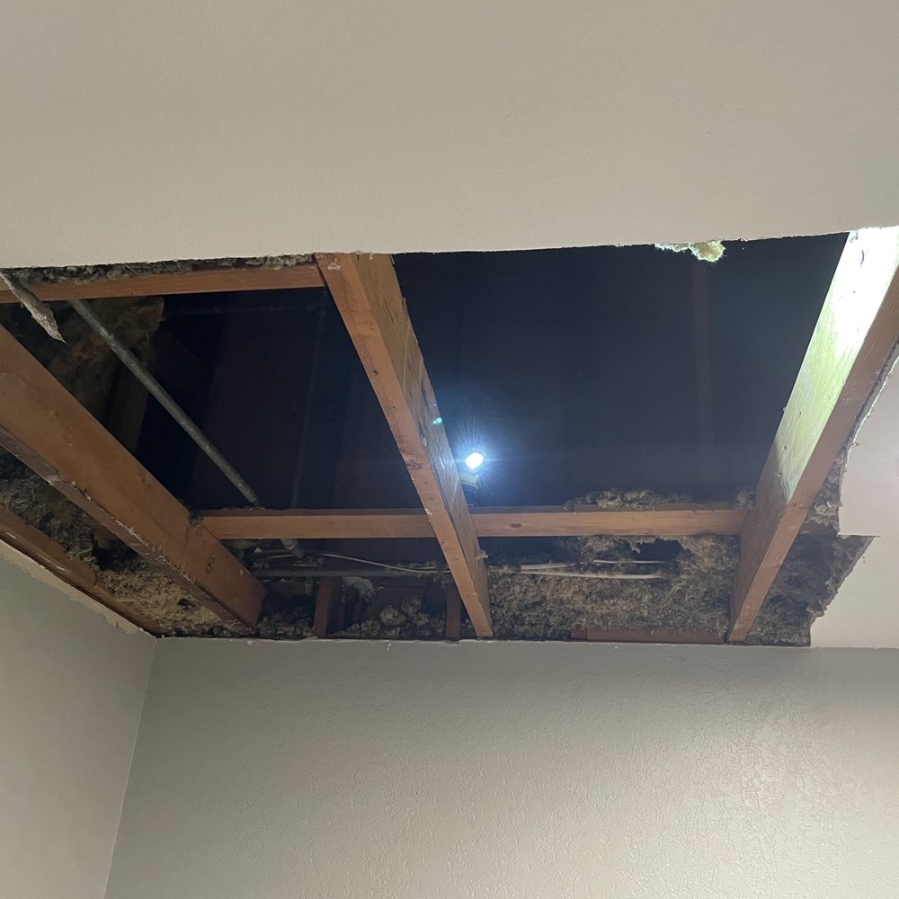 Amore Painting - Damaged ceiling. - Painters Near Me - Riverside, California Amore Painting - Damaged ceiling. - Painters Near Me - Riverside, California