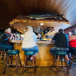 211 Bar & Grill - Bar seating