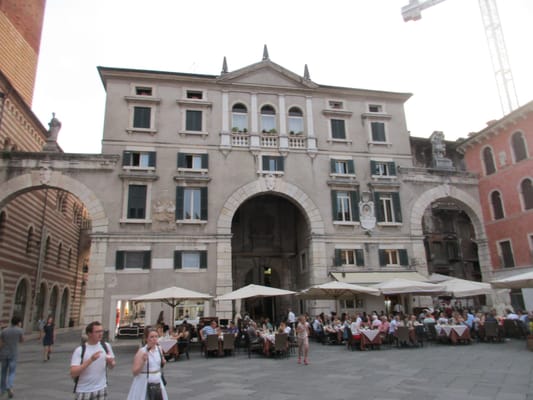 Piazza dei Signori by null