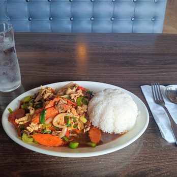 Osha Thai Cafe - Cashew Chicken... It was delicious! - Thai Near Me - Scottsdale, Arizona Osha Thai Cafe - Cashew Chicken... It was delicious! - Thai Near Me - Scottsdale, Arizona