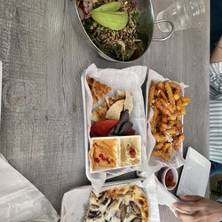 Roots Cafe - Truffle Parmesan fries, Quinoa tahini salad, Hummus duo and flatbread truffles and mushroom