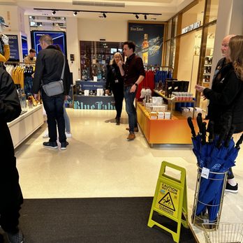 Johnnie Walker Princes Street - Museums Near Me - Edinburgh, EDH Johnnie Walker Princes Street - Museums Near Me - Edinburgh, EDH