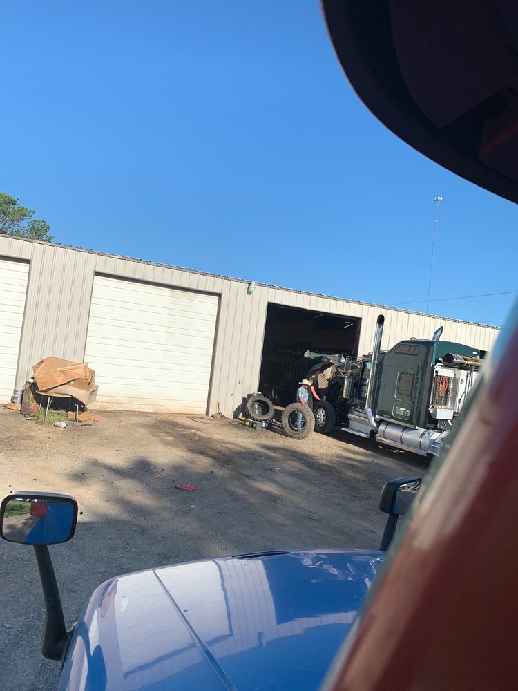 ALANS TRUCK AND TIRE REPAIR 3621 S Mississippi Ave, Atoka, Oklahoma