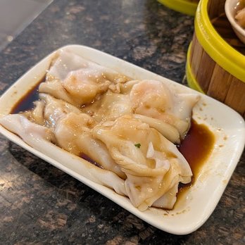 Kung Fu Noodle House - shrimp rice noodle roll (鲜虾肠粉) - Noodles Near Me - Madison Heights, Michigan Kung Fu Noodle House - shrimp rice noodle roll (鲜虾肠粉) - Noodles Near Me - Madison Heights, Michigan