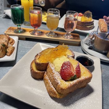 Toast - Creme Brulee French Toast - Breakfast & Brunch Near Me - Temecula, California