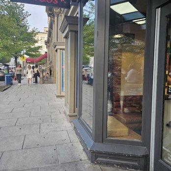 Nando's Peri-Peri - Storefront - Portuguese Near Me - Washington, DC, District of Columbia Nando's Peri-Peri - Storefront - Portuguese Near Me - Washington, DC, District of Columbia