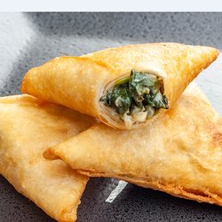 Sambusas - Try our spinach, mozzarella, and mushroom sambusa. www,sambusatreats.com