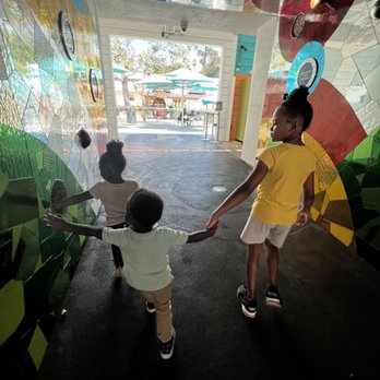 Kidspace Children's Museum - The entrance is very cool! - Children's Museums Near Me - Pasadena, California