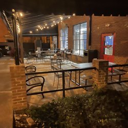 Tenn Lakes Brewing Company - Outside patio Oct 2022