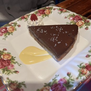 Balmoral Restaurant - Scot's Millionaire Shortbread- not enough for $16 - Scottish Near Me - St Charles, Illinois