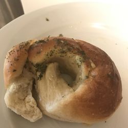 Tony's Pizzeria & Catering - Garlic knot