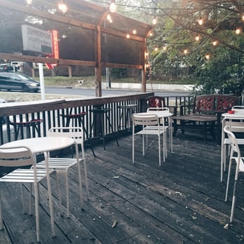 Summer Moon Coffee - patio - Coffee & Tea Near Me - Austin, Texas Summer Moon Coffee - patio - Coffee & Tea Near Me - Austin, Texas
