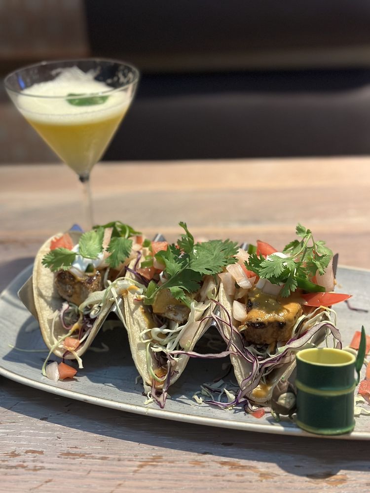 Social spots from Moku Kitchen