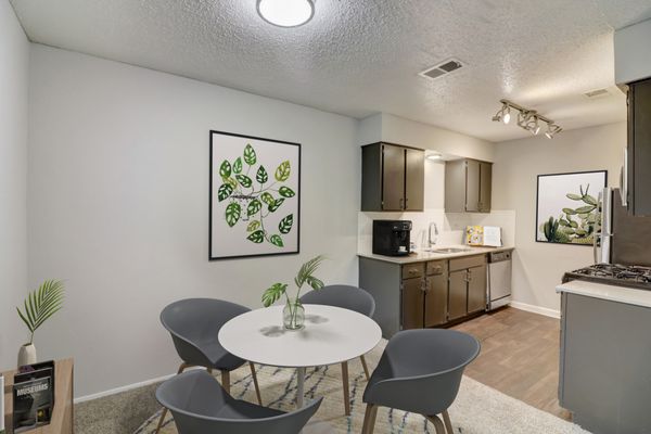 The Ruston Apartments