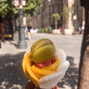 Amorino - Ice Cream & Frozen Yogurt Near Me - Seville, SE Amorino - Ice Cream & Frozen Yogurt Near Me - Seville, SE