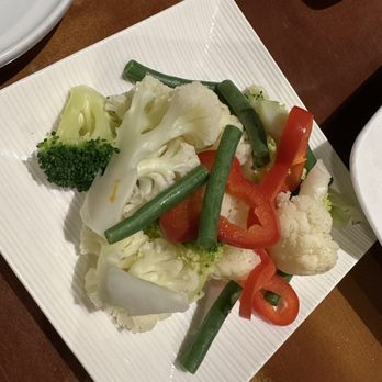 Fusion Kitchen - Steamed veg - Sushi Bars Near Me - Taunton, Massachusetts