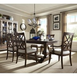 Rife's - Trisha Yearwood dining set by Klaussner