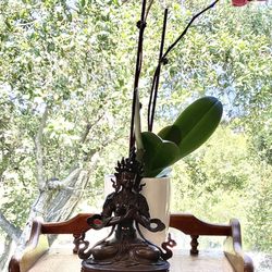 Diamond Way Buddhism - Buddhist statue.