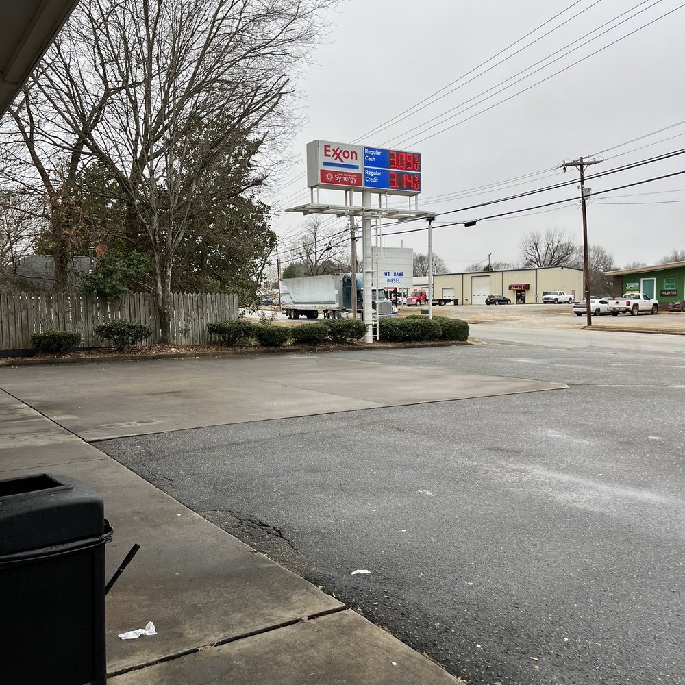 Save More Convenience Store - Gaffney, S.C. - Gas Stations Near Me - Gaffney, South Carolina Save More Convenience Store - Gaffney, S.C. - Gas Stations Near Me - Gaffney, South Carolina