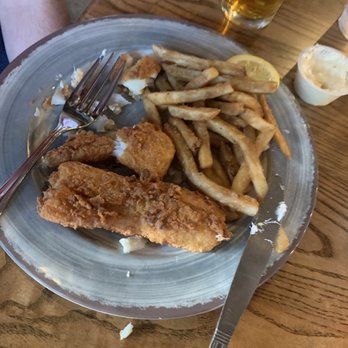 Vinson's Pub And Eatery - Catfish - American Near Me - Clayton, North Carolina