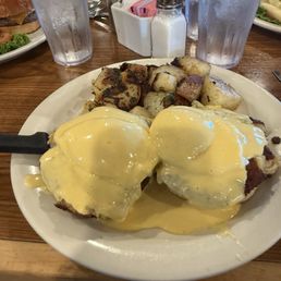 Crab Cake Benedict