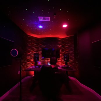 Studio Compound DMV - C room - Recording & Rehearsal Studios Near Me - Capitol Heights, Maryland Studio Compound DMV - C room - Recording & Rehearsal Studios Near Me - Capitol Heights, Maryland