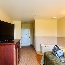 Natchez Grand Hotel - Balcony jacuzzi river view room