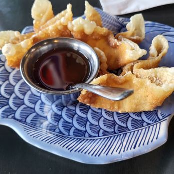 Moo Dang - Wonton with crab flavor cream cheese - Thai Near Me - Reno, Nevada