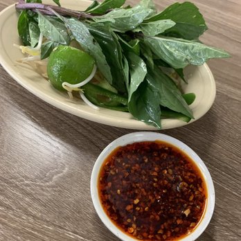 Pho Hoa - chili crisp, lime, Thai basil, jalapeno, and bean sprout pho "condiments" - Vietnamese Near Me - San Diego, California