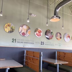 MAD Greens - Castle Rock - Very clean restaurant.