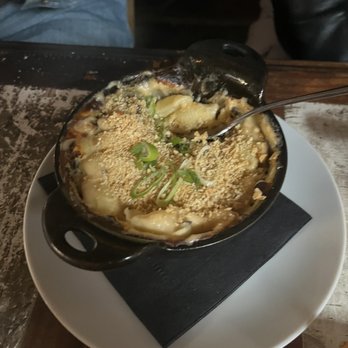 Bacari W 3rd - Hunter's Mac & Cheese - Breakfast & Brunch Near Me - Los Angeles, California Bacari W 3rd - Hunter's Mac & Cheese - Breakfast & Brunch Near Me - Los Angeles, California