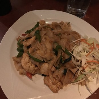 Spice Indian Thai Bistro - Decent Drunken noodle with chx. - Indian Near Me - Newtown Square, Pennsylvania