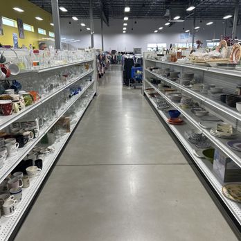 Goodwill Central Texas - Robinson Ranch - Thrift Stores Near Me - Round Rock, Texas