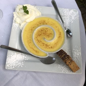 Tin Pan Galley - Cyrene brûlée - American Near Me - Sackets Harbor, New York Tin Pan Galley - Cyrene brûlée - American Near Me - Sackets Harbor, New York