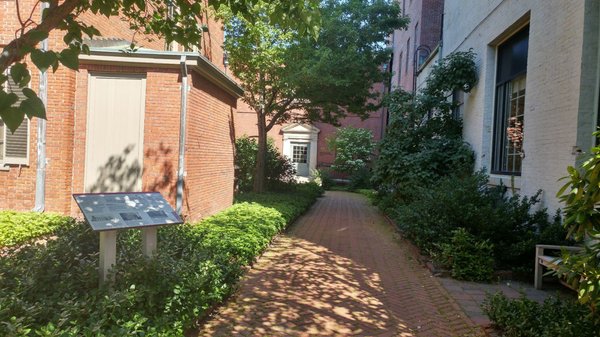 Maine Historical Society and the Wadsworth-Longfellow House by null