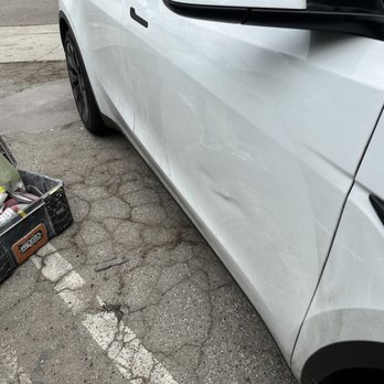 New Way Mobile Auto Paint - large dent on the aluminum door brace - Body Shops Near Me - Los Angeles, California New Way Mobile Auto Paint - large dent on the aluminum door brace - Body Shops Near Me - Los Angeles, California