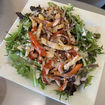 Cafe Sintra - Chicken salad with poppyseed dressing five stars - New American Near Me - Sunriver, Oregon