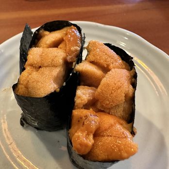 Natsunoya Tea House - Uni - Sushi Bars Near Me - Honolulu, Hawaii