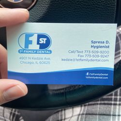1st Family Dental-Albany Park - Buisness card