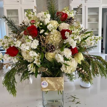 Flowers by Katey - Custom order. So pretty, lavish, large and smells sooooo good! - Florists Near Me - Cameron Park, California Flowers by Katey - Custom order. So pretty, lavish, large and smells sooooo good! - Florists Near Me - Cameron Park, California