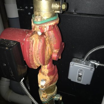 Hop Energy - One of several leaks - Water Heater Installation/Repair Near Me - White Plains, New York Hop Energy - One of several leaks - Water Heater Installation/Repair Near Me - White Plains, New York