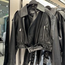 user provided Zara USA photo