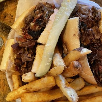 Romarco's - Philadelphia Cheesesteak Adventure - Italian Near Me - Clifton Heights, Pennsylvania