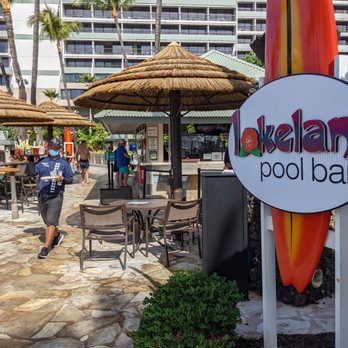 Lokelani Pool Bar - Outside. Pool entrance. - Cocktail Bars Near Me - Lahaina, Hawaii