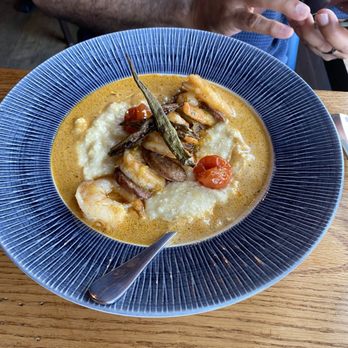 Milk & Honey Southern Inspired Kitchen - Shrimp and grits - Southern Near Me - Alexandria, Virginia Milk & Honey Southern Inspired Kitchen - Shrimp and grits - Southern Near Me - Alexandria, Virginia